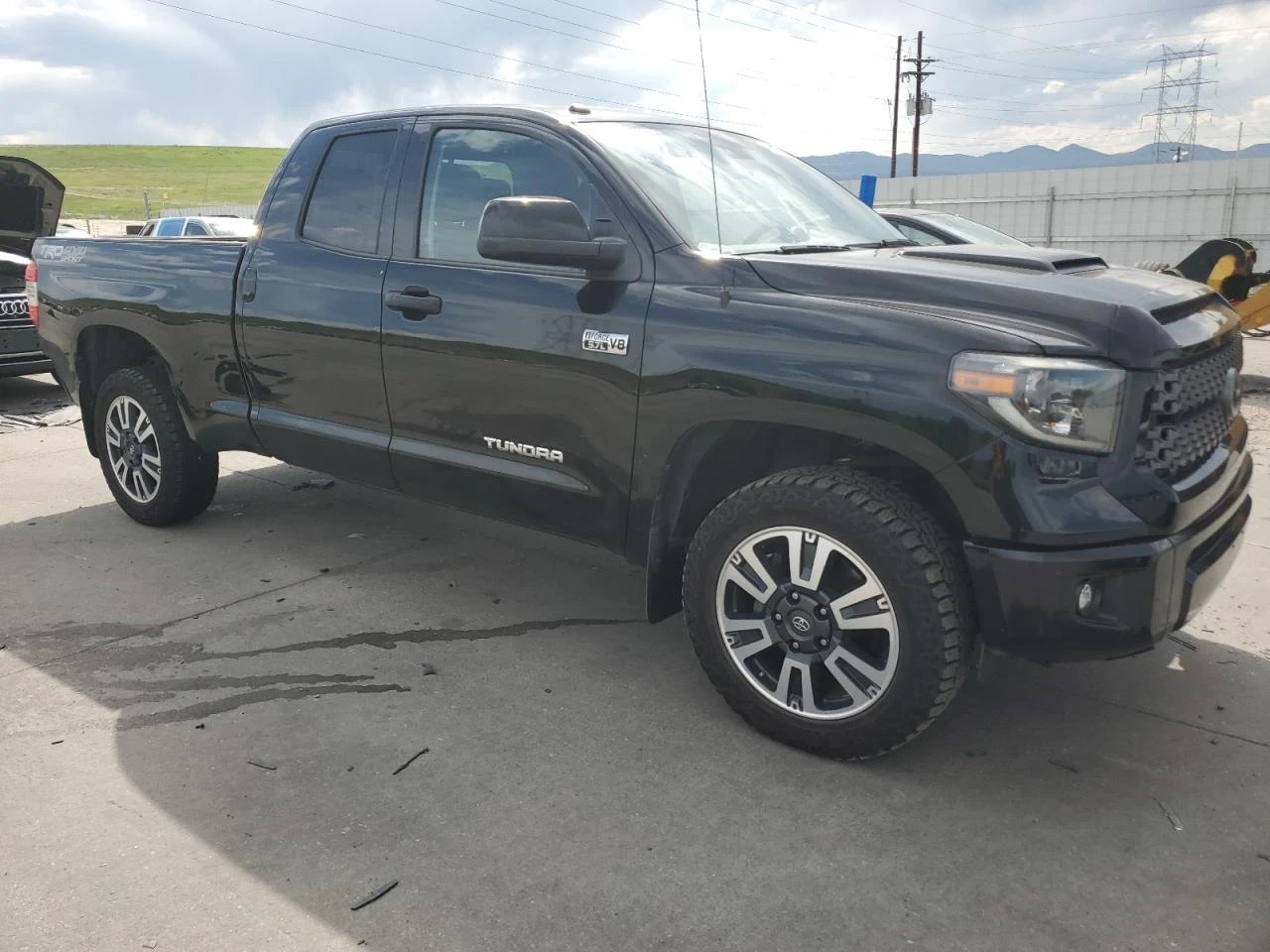 Toyota Tundra DOUBLE CAB SR - изображение 2