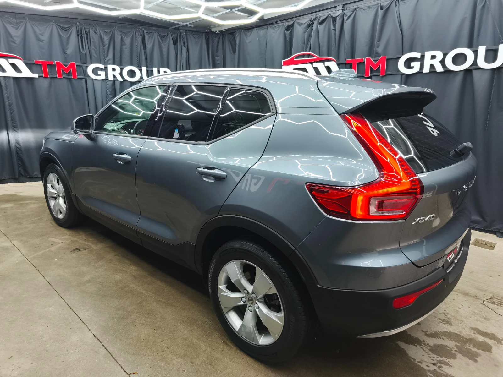 Volvo XC40 2.0d Automatic4WD Euro6D  - изображение 6