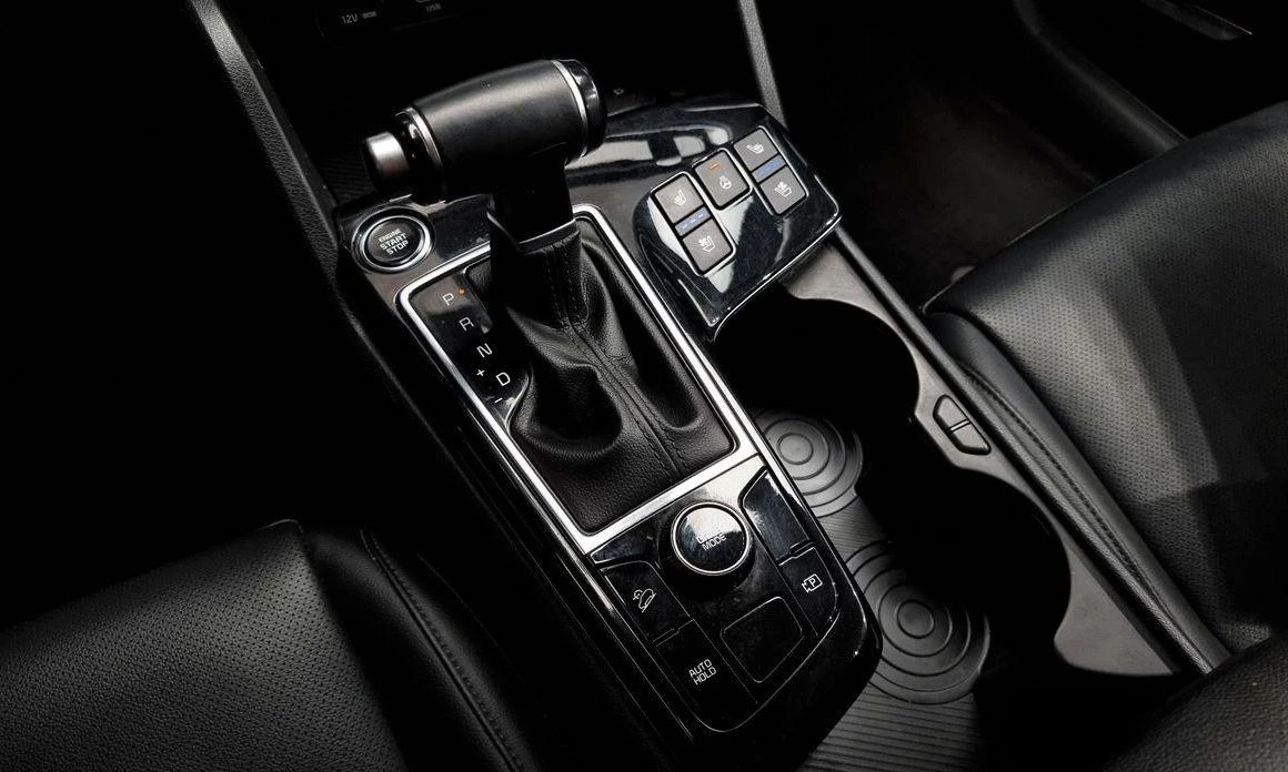 Kia Sportage LPG 2.0 2WD Prestige * НАЙ-ДОБРА ЦЕНА В БЪЛГАРИЯ*  - изображение 9