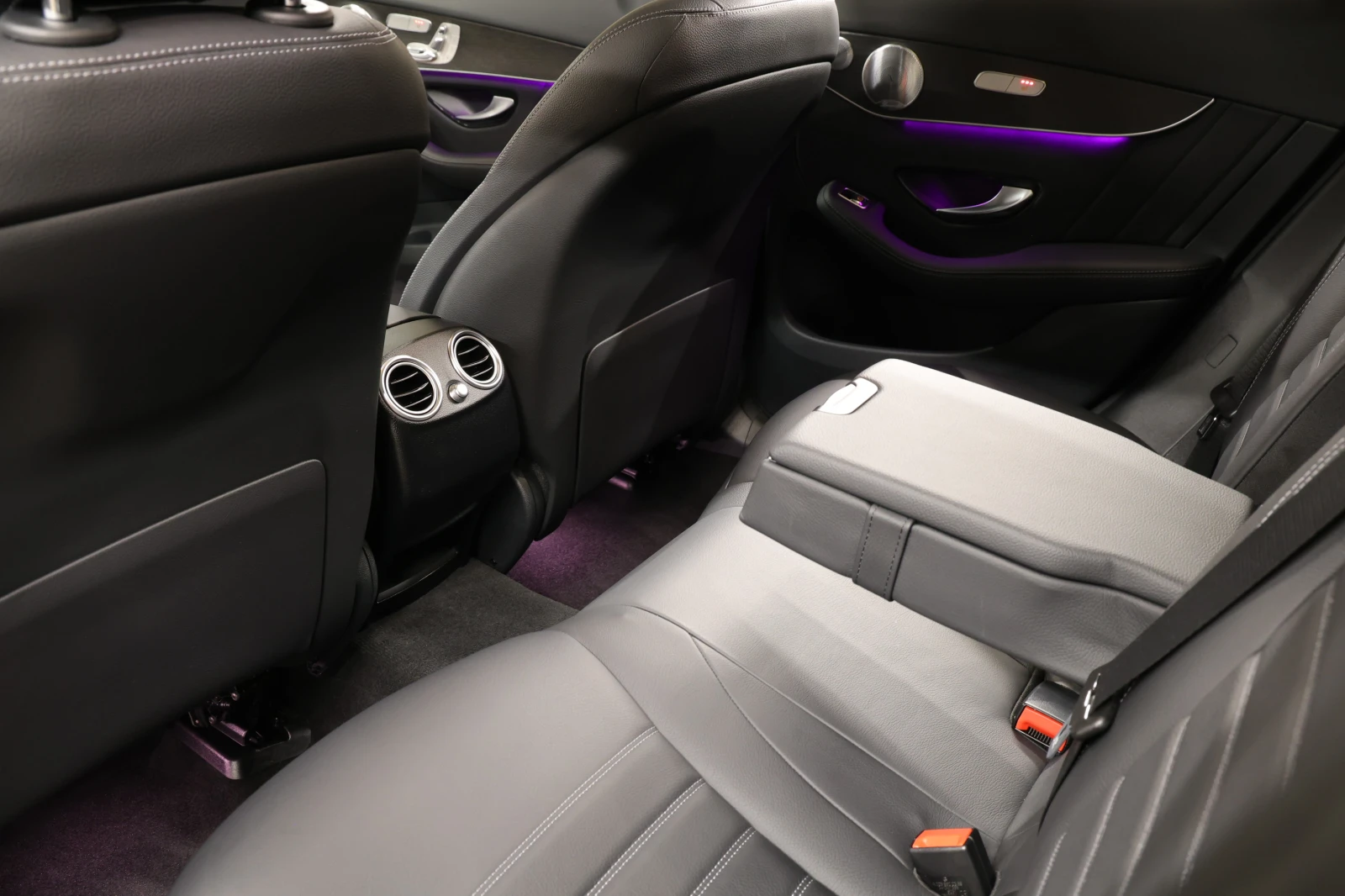 Mercedes-Benz GLC 400 d 4-MATIC AMG Paket Burmester  Surround-Soundsyste, снимка 14 - Автомобили и джипове - 54745278