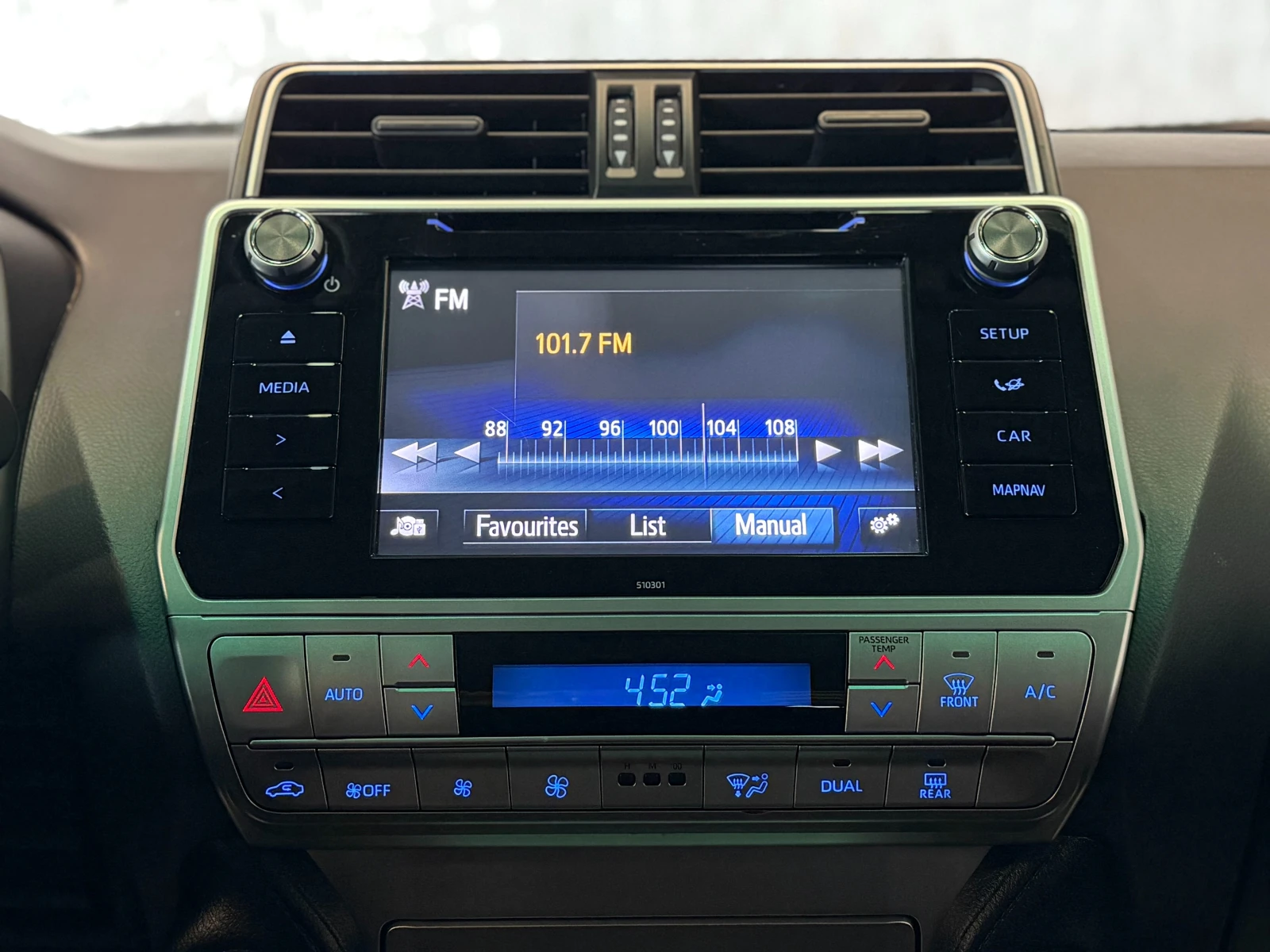 Toyota Land cruiser 2.8 D4D CAMERA NAVI , снимка 12 - Автомобили и джипове - 54780876