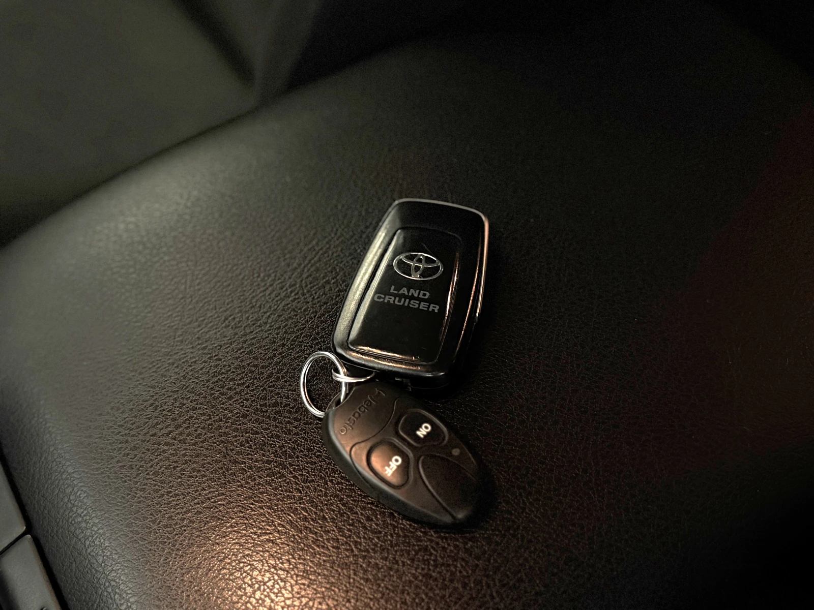 Toyota Land cruiser 2.8 D4D CAMERA NAVI , снимка 15 - Автомобили и джипове - 54780876