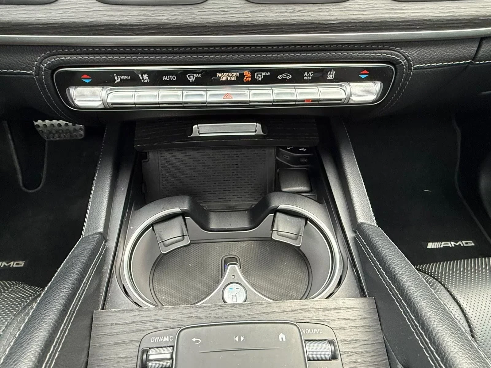 Mercedes-Benz GLE 350 d* 4Matic* AMG* HUD* Coupe* Pano, снимка 8 - Автомобили и джипове - 54957598