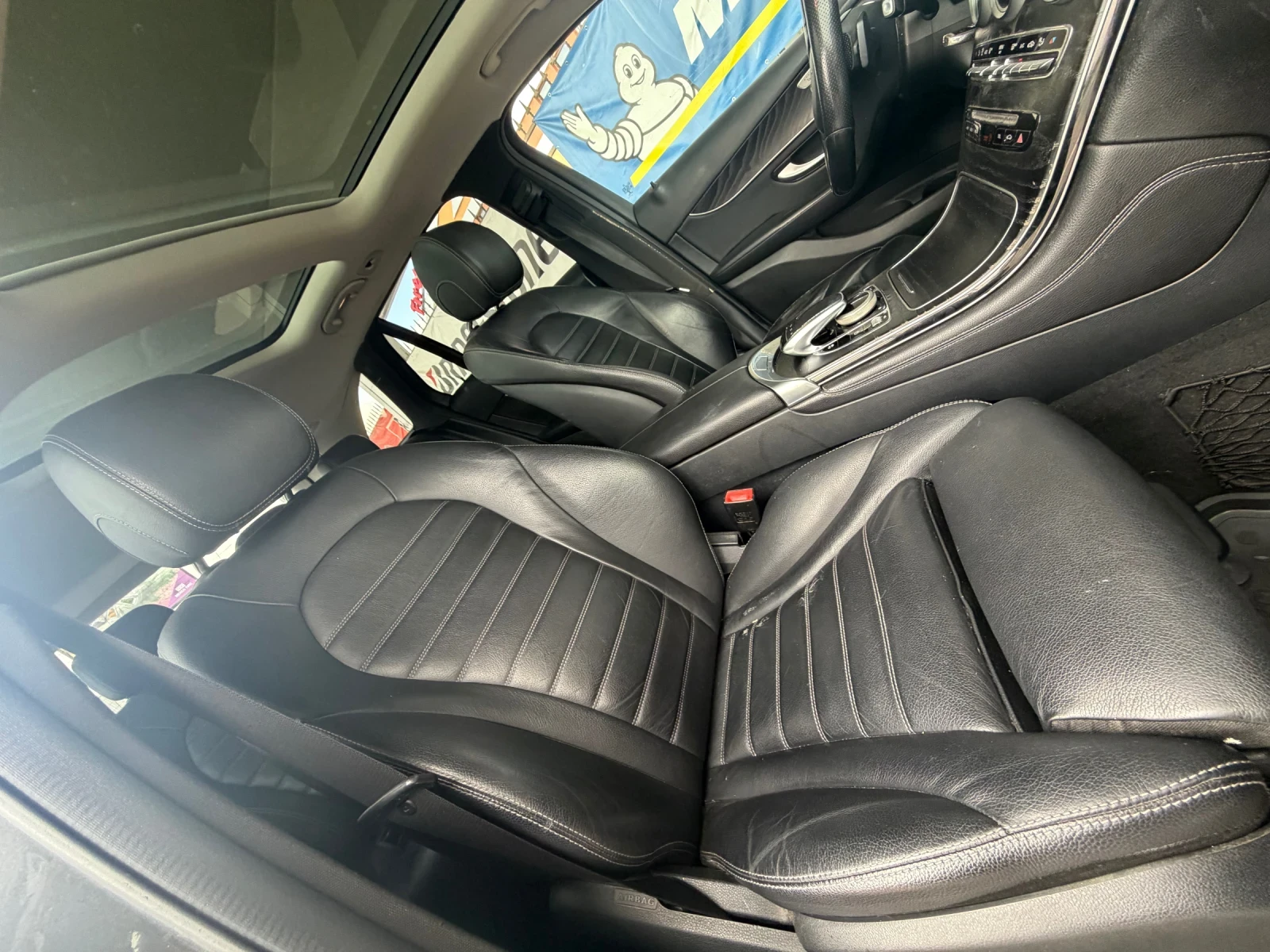 Mercedes-Benz GLC 220 AMG* ПАНОРАМА* КАМЕРА* КОЖА* , снимка 13 - Автомобили и джипове - 55013688