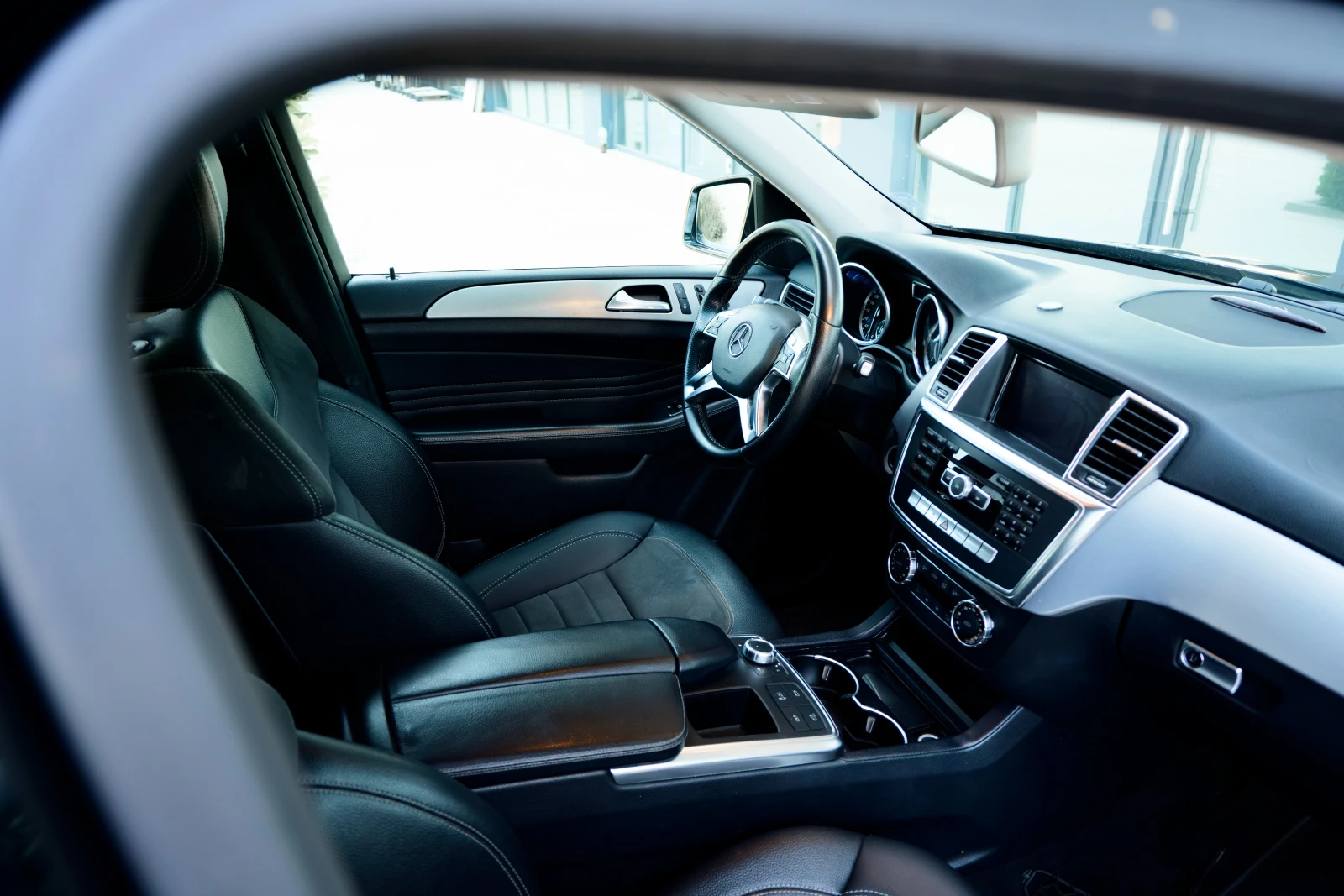 Mercedes-Benz ML 350, снимка 11 - Автомобили и джипове - 55698719