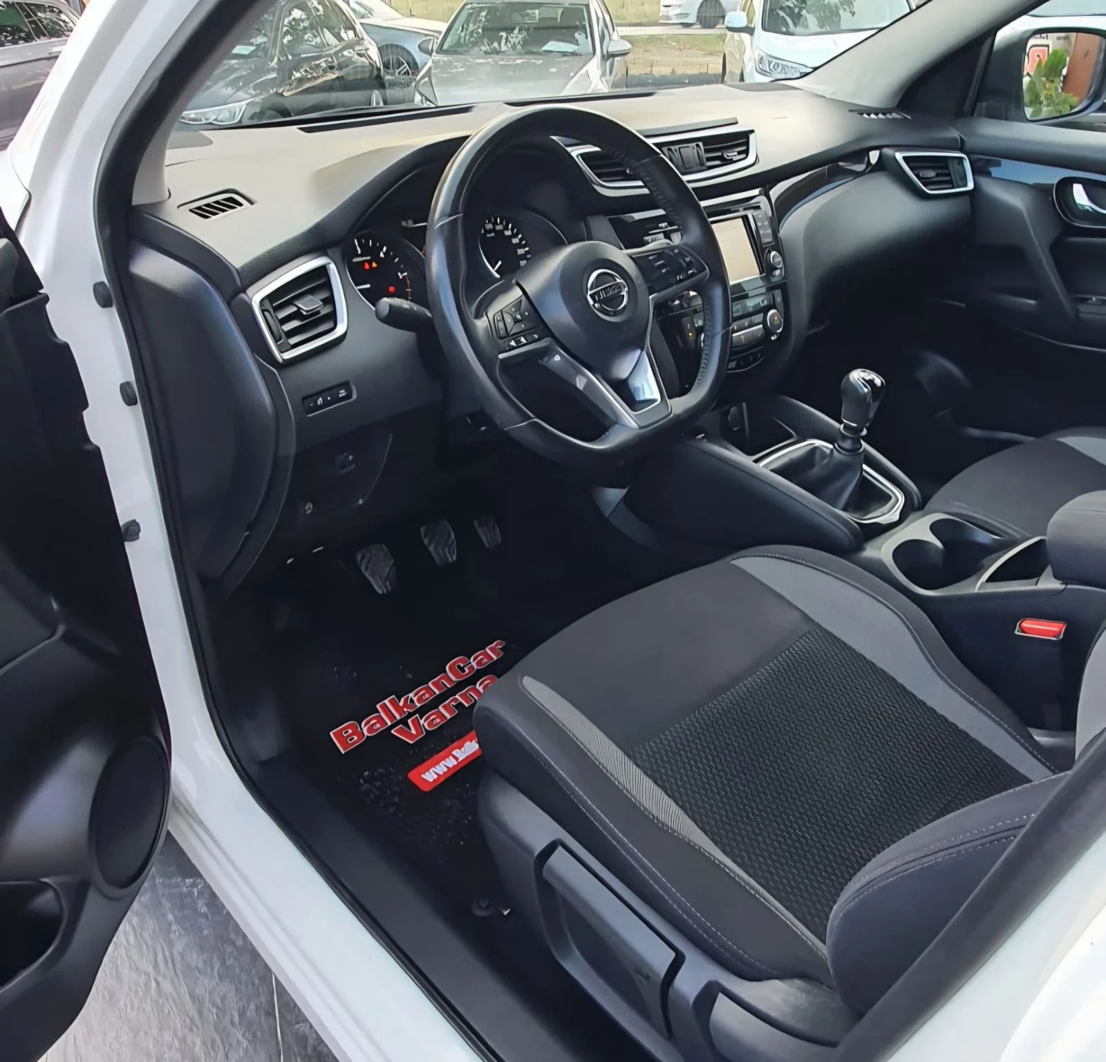 Nissan Qashqai 1.5DCI TEKNA+ 110хил.км!, снимка 7 - Автомобили и джипове - 55974343