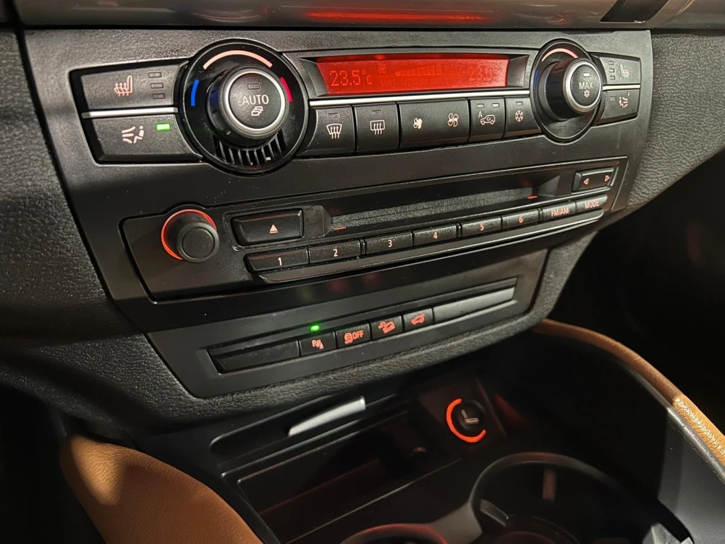 BMW X6 xDrive35i* CARFAX* ПОДГРЕВ* ПАНО* АВТОРКЕДИТ* , снимка 13 - Автомобили и джипове - 56137210