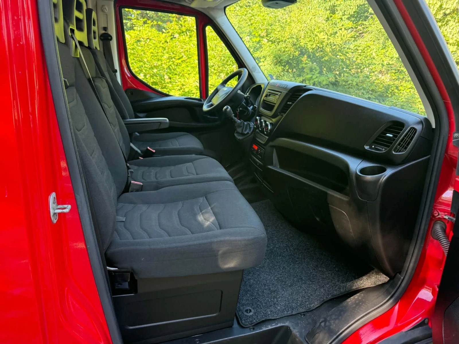 Iveco 35c17 3.0 170 К.С Б категория , снимка 12 - Бусове и автобуси - 54962184