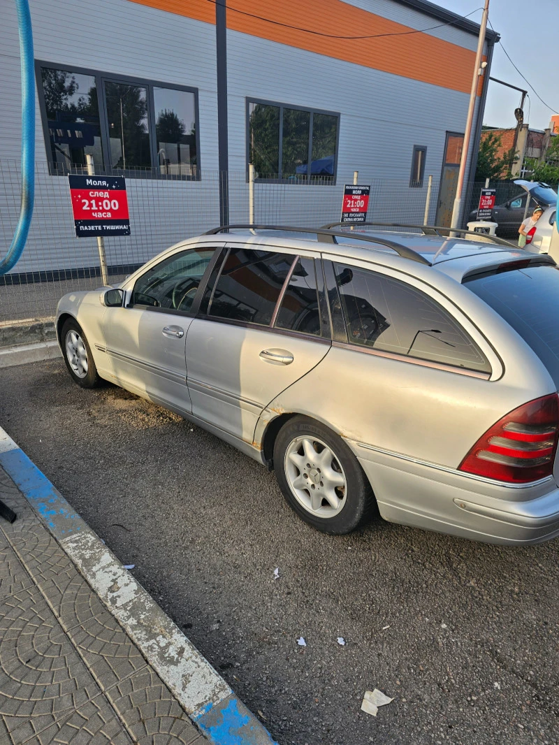 Mercedes-Benz C 200, снимка 5 - Автомобили и джипове - 47058589