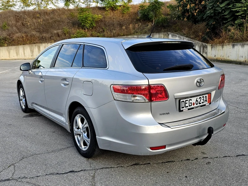 Toyota Avensis 1.8 бензин 147к.с , снимка 5 - Автомобили и джипове - 47347511