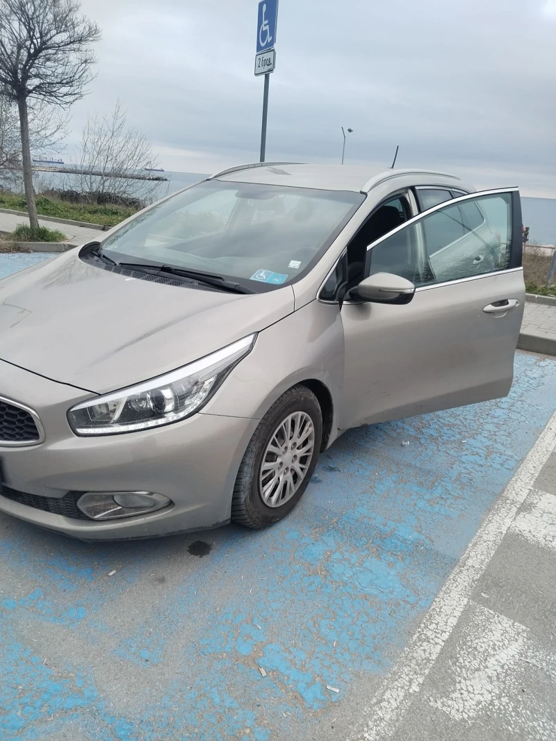 Kia Ceed, снимка 7 - Автомобили и джипове - 48929853