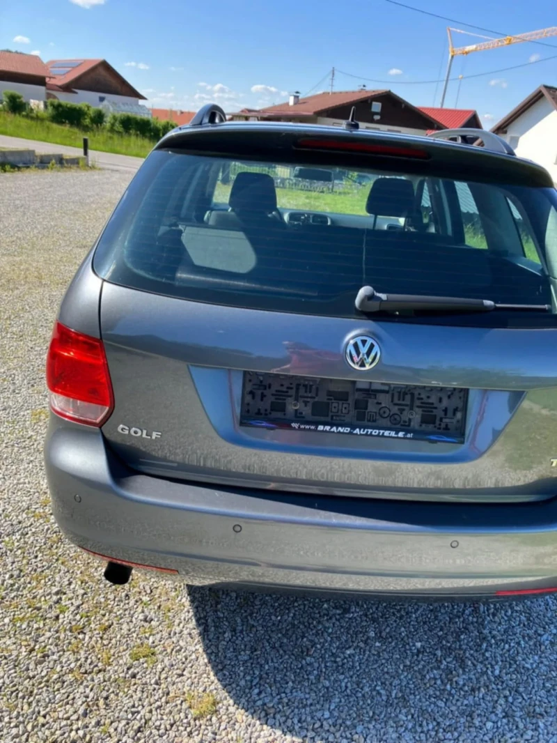 VW Golf 1.6 TDI, снимка 4 - Автомобили и джипове - 51561590