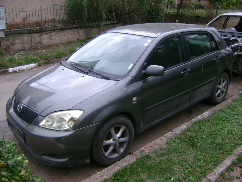 Toyota Corolla 1.6 VVT-I, снимка 2 - Автомобили и джипове - 52313560