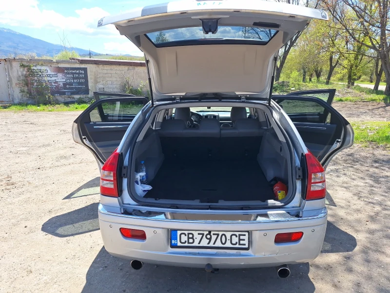 Chrysler 300c 5.7HEMI 4X4 LPG, снимка 8 - Автомобили и джипове - 52361795