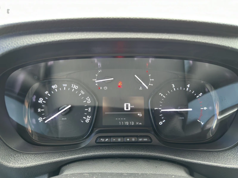 Peugeot Expert PREMIUM Standard 2.0 BlueHDi 120 S&S BVM6 E6, снимка 11 - Автомобили и джипове - 52570560