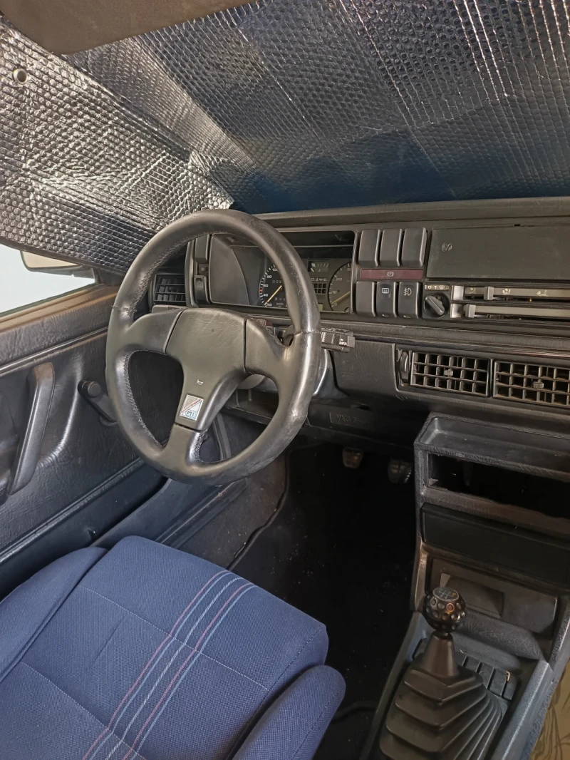 VW Golf Golf mk2 16v, снимка 4 - Автомобили и джипове - 52891279