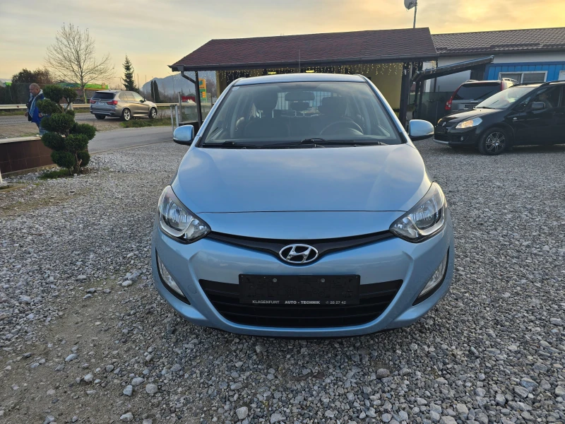 Hyundai I20 1.2 КЛИМАТИК РЕАЛНИ КИЛОМЕТРИ, снимка 8 - Автомобили и джипове - 52941963