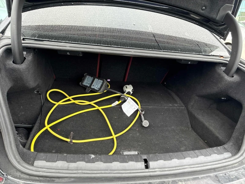 BMW 330 2022 E XDRIVE * ПРЕДСТАВИТЕЛСТВО НА LEXUS * , снимка 16 - Автомобили и джипове - 53035131