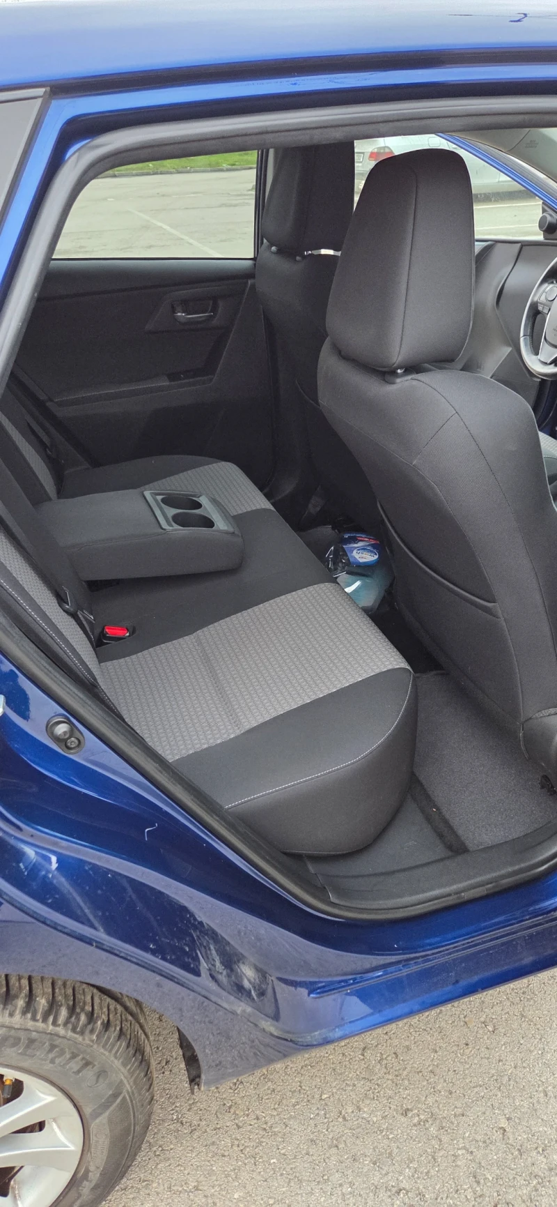 Toyota Auris, снимка 8 - Автомобили и джипове - 53286688