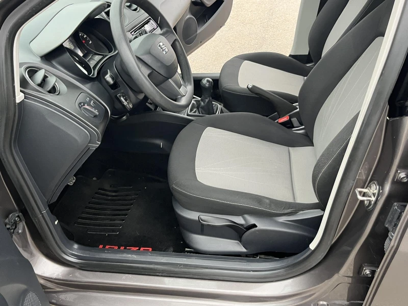 Seat Ibiza 1.2I 70кс. EURO 5 КЛИМАТИК, снимка 8 - Автомобили и джипове - 53432751