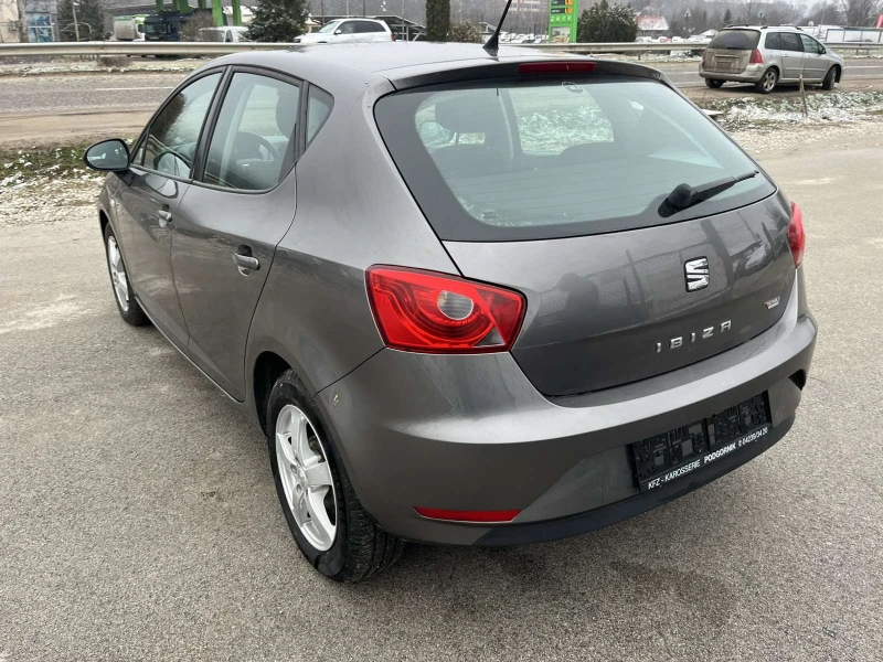 Seat Ibiza 1.2I 70кс. EURO 5 КЛИМАТИК, снимка 5 - Автомобили и джипове - 53432751