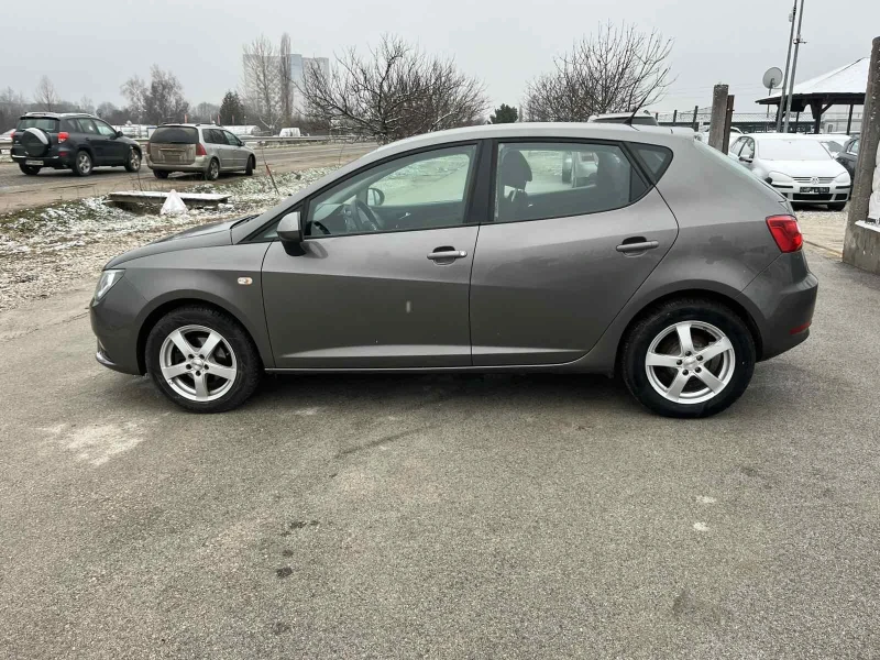Seat Ibiza 1.2I 70кс. EURO 5 КЛИМАТИК, снимка 6 - Автомобили и джипове - 53432751