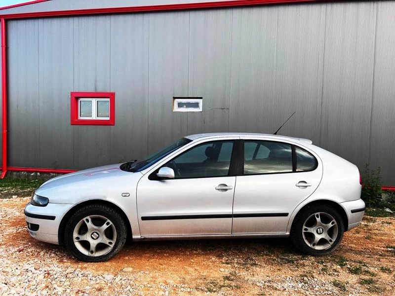 Seat Leon 1.9, снимка 2 - Автомобили и джипове - 37127525