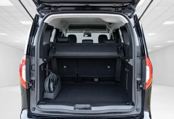 Mercedes-Benz T-класа EQT 200 = Progressive = Гаранция, снимка 11 - Автомобили и джипове - 53606236