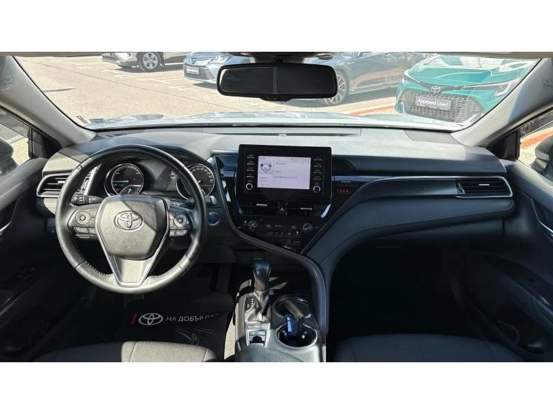 Toyota Camry 2.5 HYBRID COMFORT, снимка 8 - Автомобили и джипове - 53980933