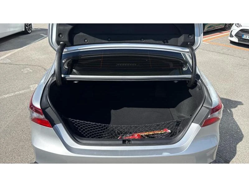 Toyota Camry 2.5 HYBRID COMFORT, снимка 10 - Автомобили и джипове - 53980933