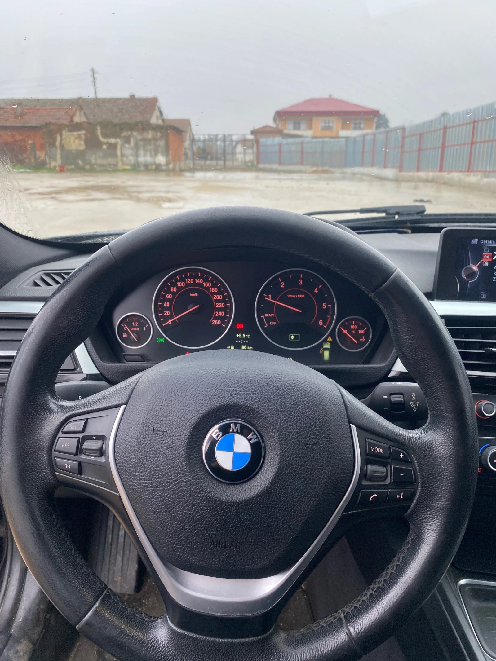BMW 318  - изображение 9