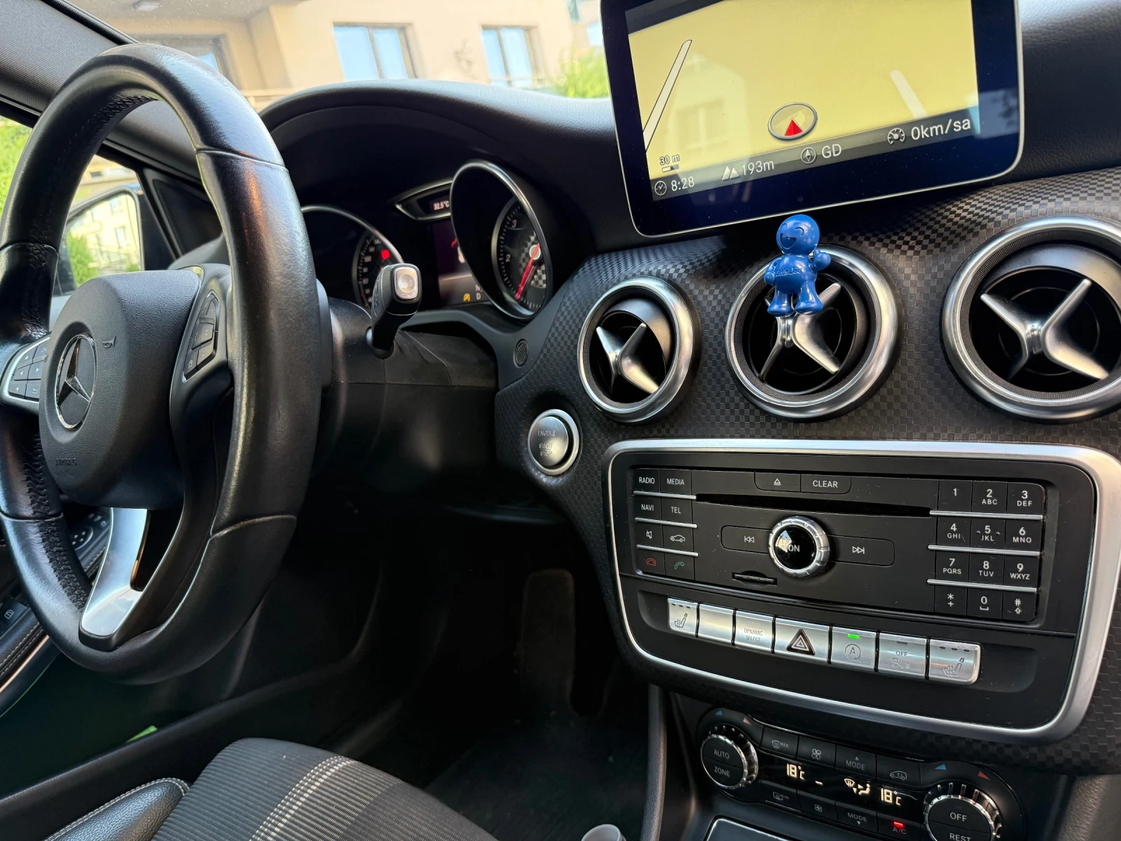Mercedes-Benz A 200 d 2.2 cdi - изображение 8