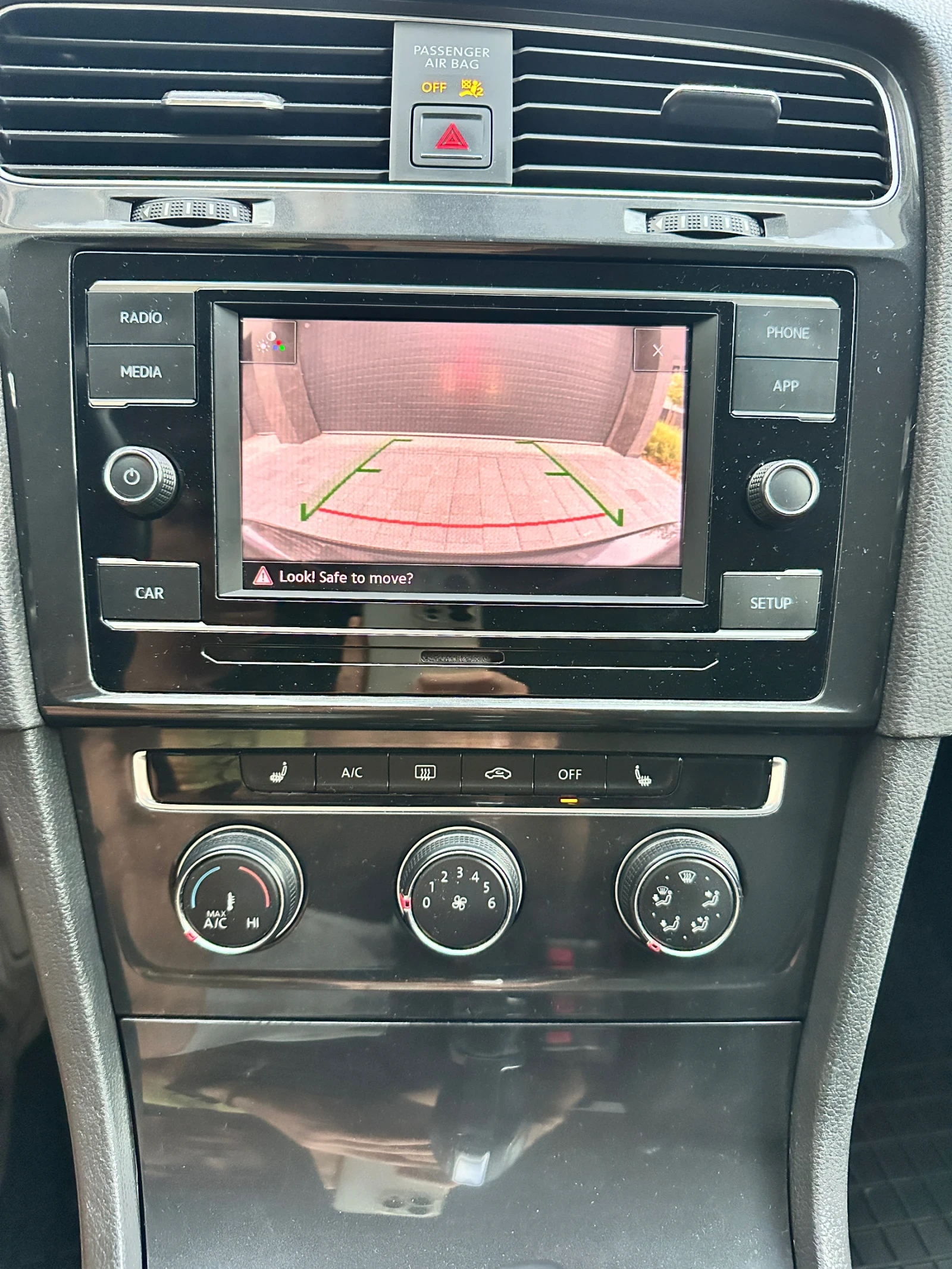 VW Golf 1.8 TSI FACELIFT - изображение 10