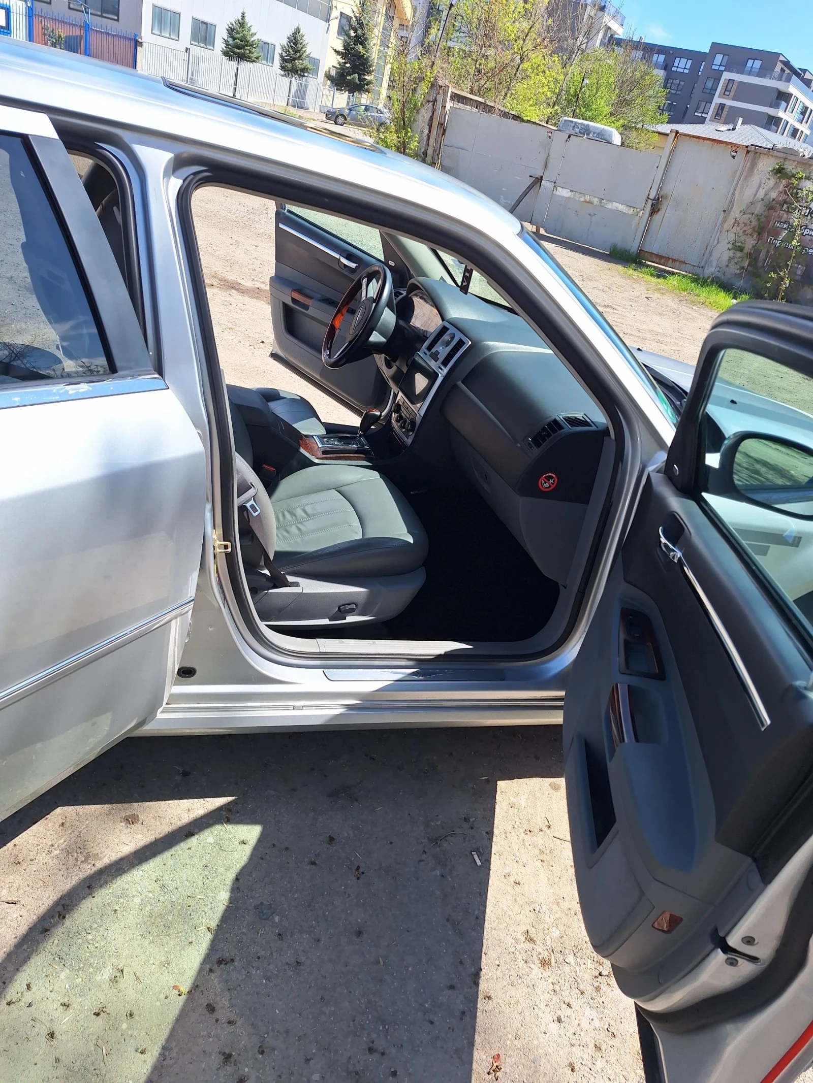 Chrysler 300c 5.7HEMI 4X4 LPG | Mobile.bg   14