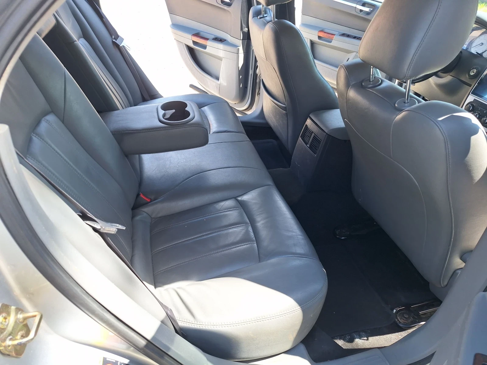 Chrysler 300c 5.7HEMI 4X4 LPG | Mobile.bg   13