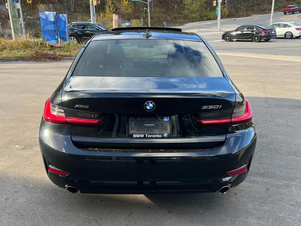 BMW 330 * 330i xDrive * CARFAX *    | Mobile.bg   4