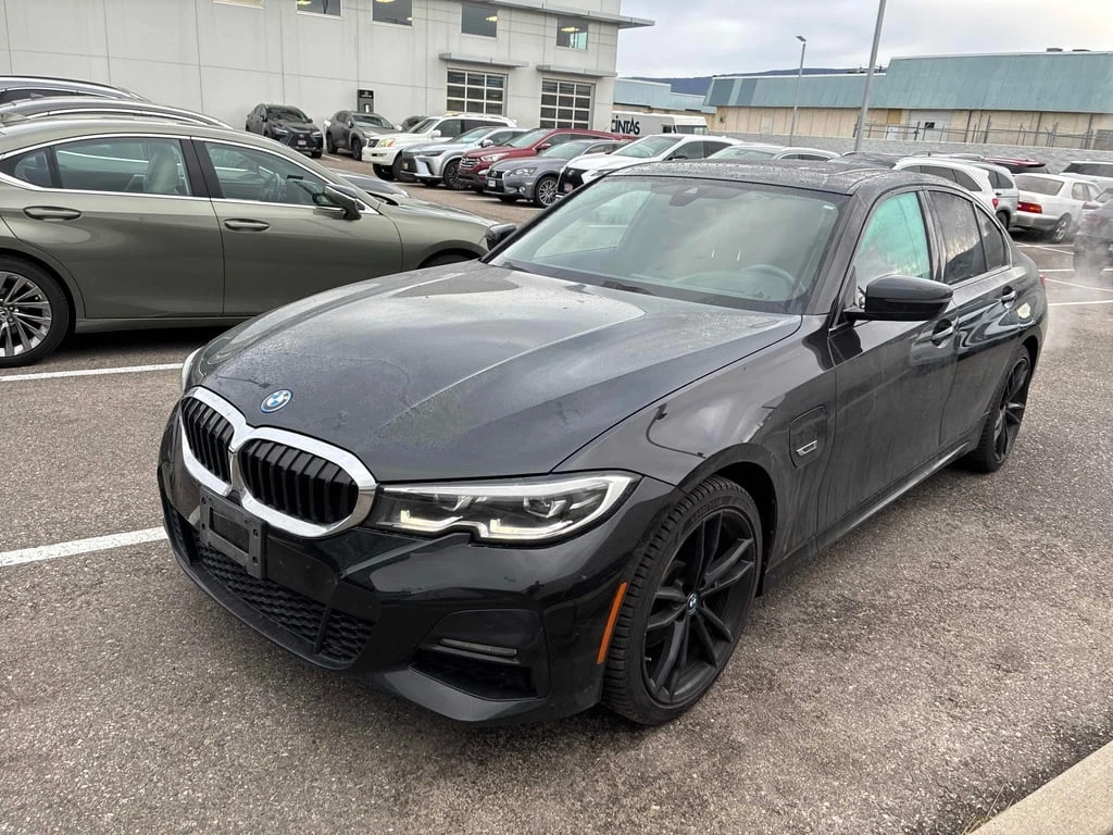 BMW 330 2022 E XDRIVE * ���������������� �� LEXUS *  | Mobile.bg � ����������� 1