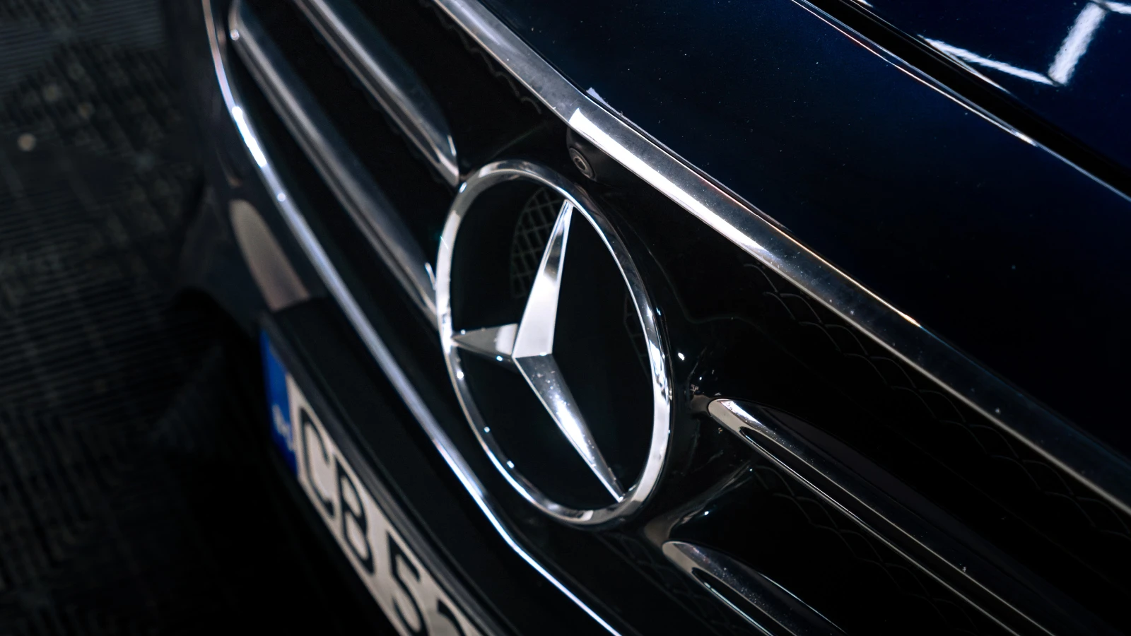 Mercedes-Benz E 220 * 4Matic* 360* lane assist* лизинг* AMG Line - изображение 5