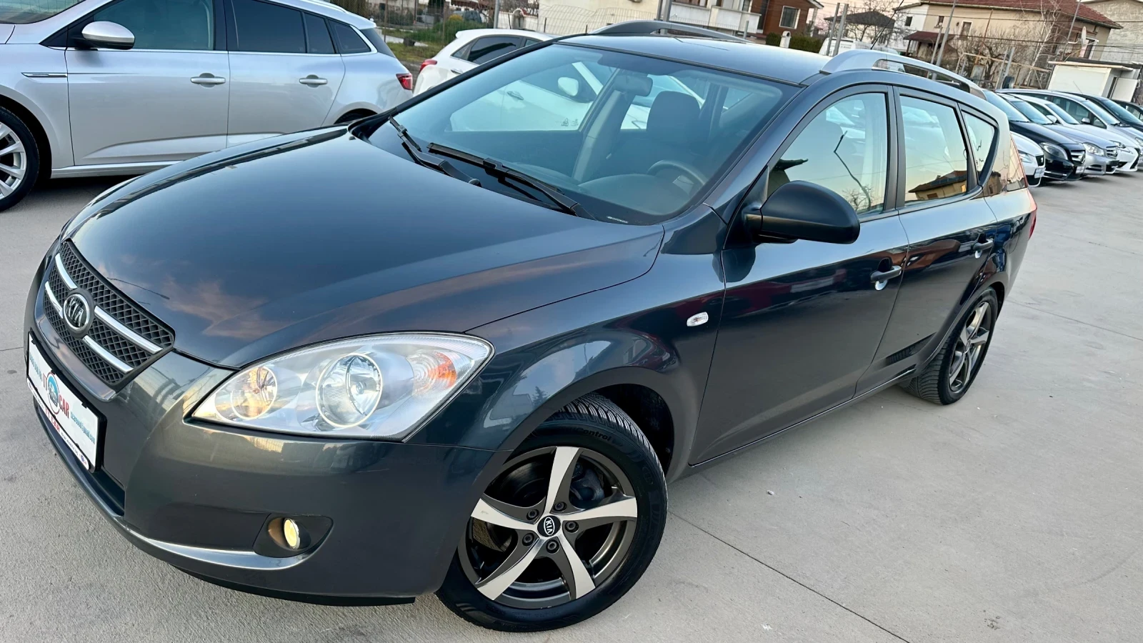 Kia Ceed 1.4i Матан инжекцион! 4 /100км! Клима!