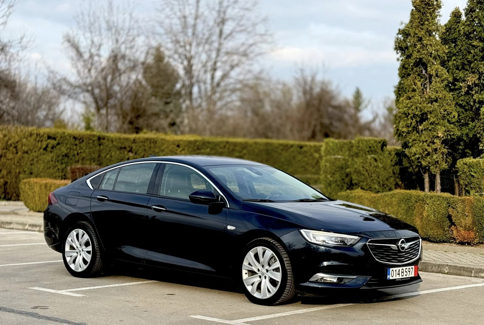 Opel Insignia 4x4 SWISS, снимка 3 - Автомобили и джипове - 53909200