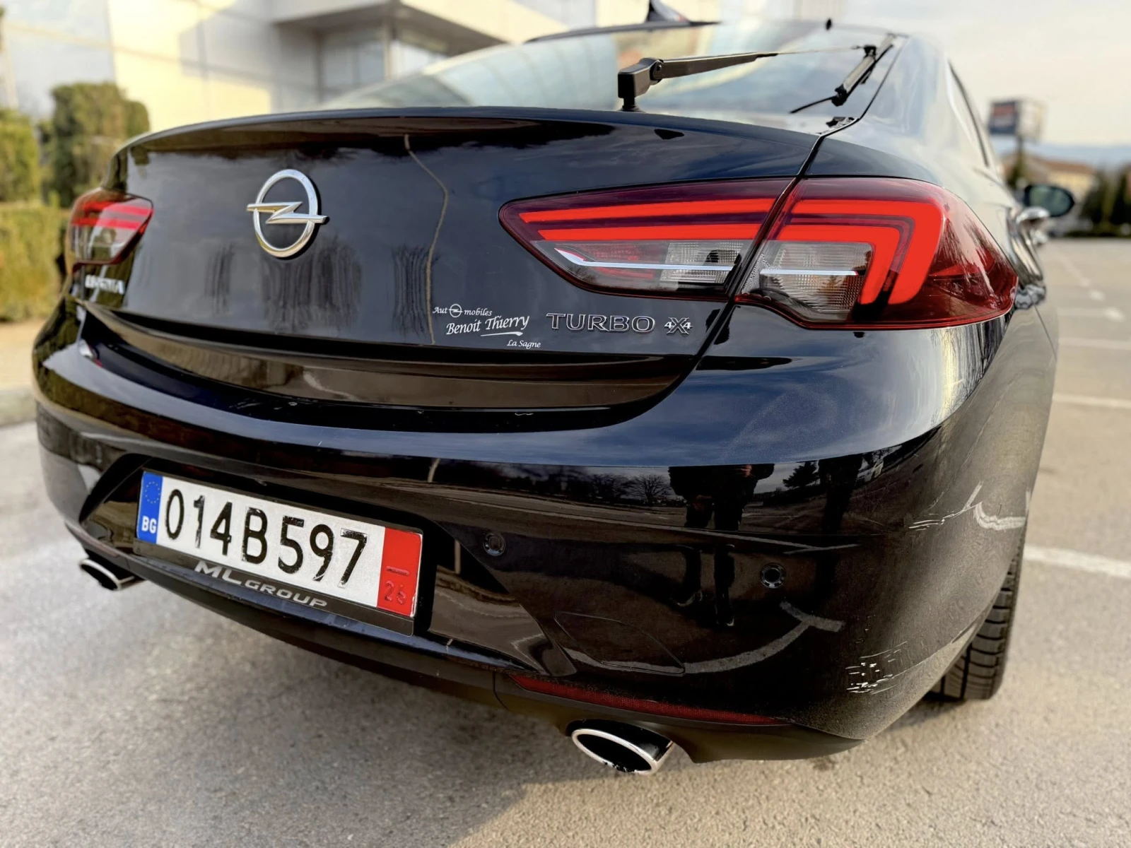 Opel Insignia 4x4 SWISS, снимка 6 - Автомобили и джипове - 53909200