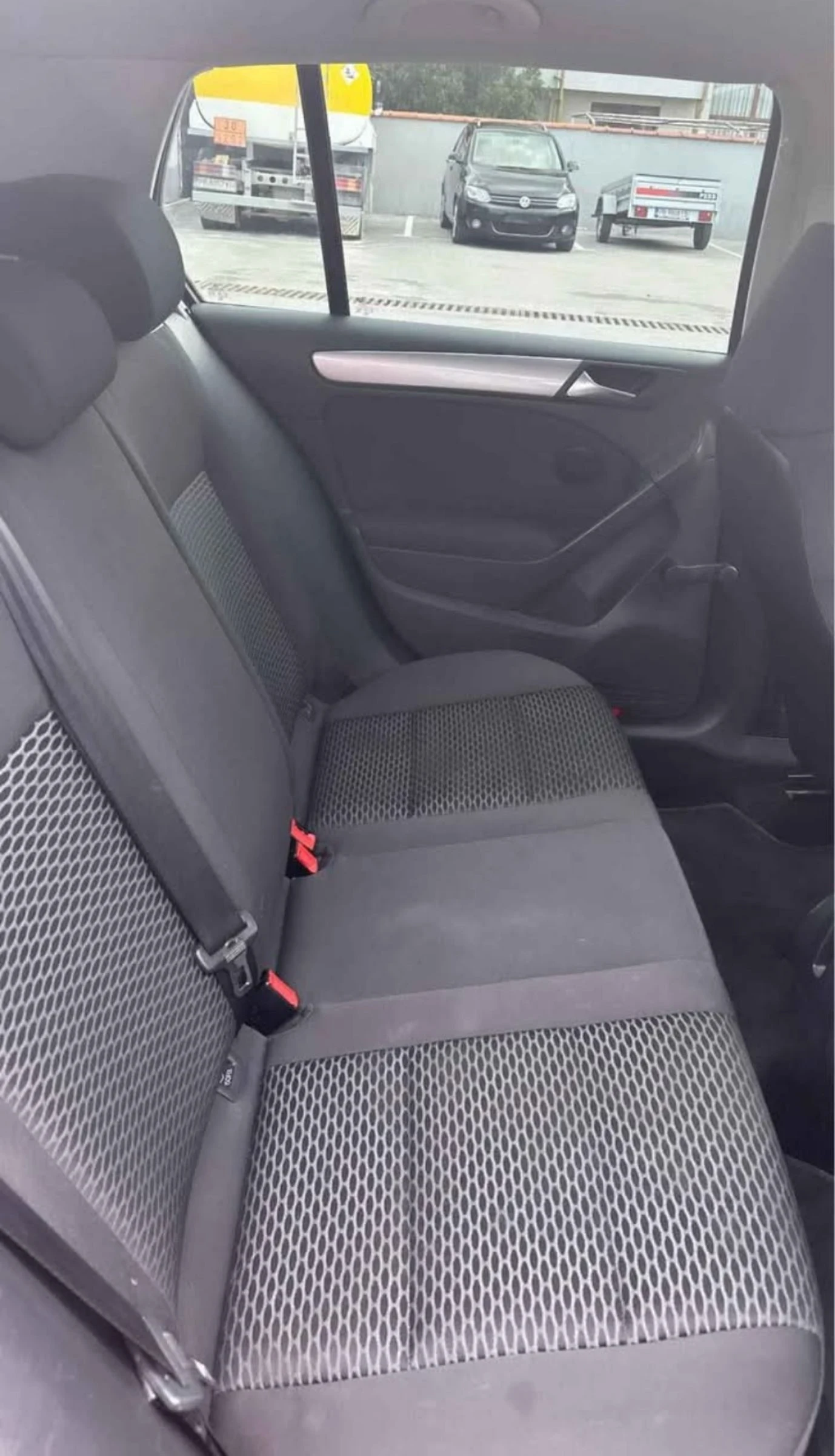 VW Golf, снимка 6 - Автомобили и джипове - 54193307