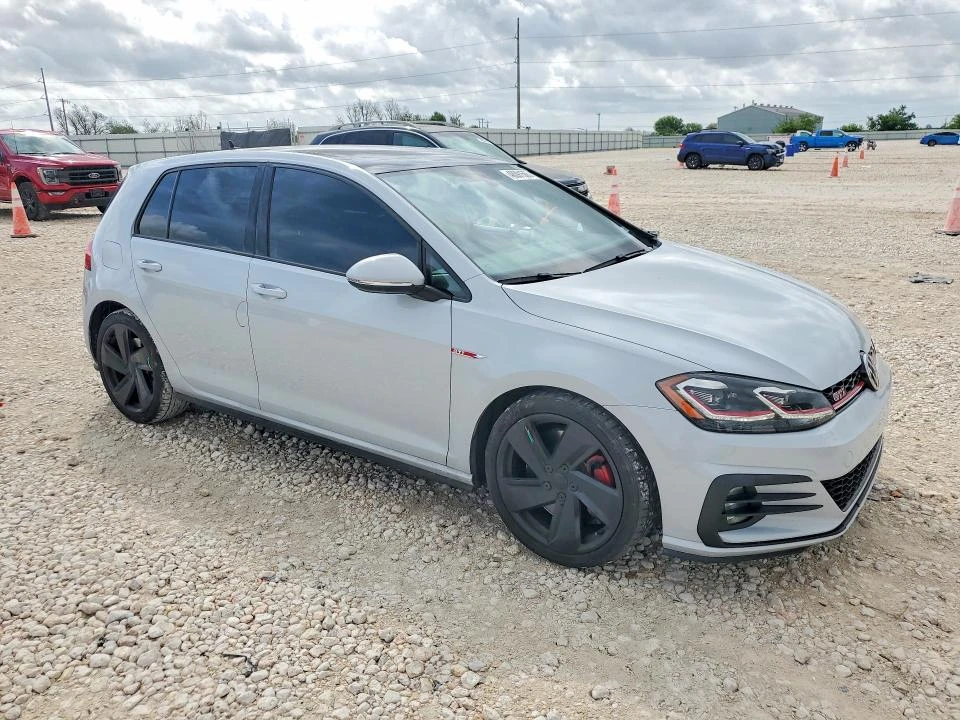 VW Golf GTI S| DSG| КАМЕРА| KEYLESS