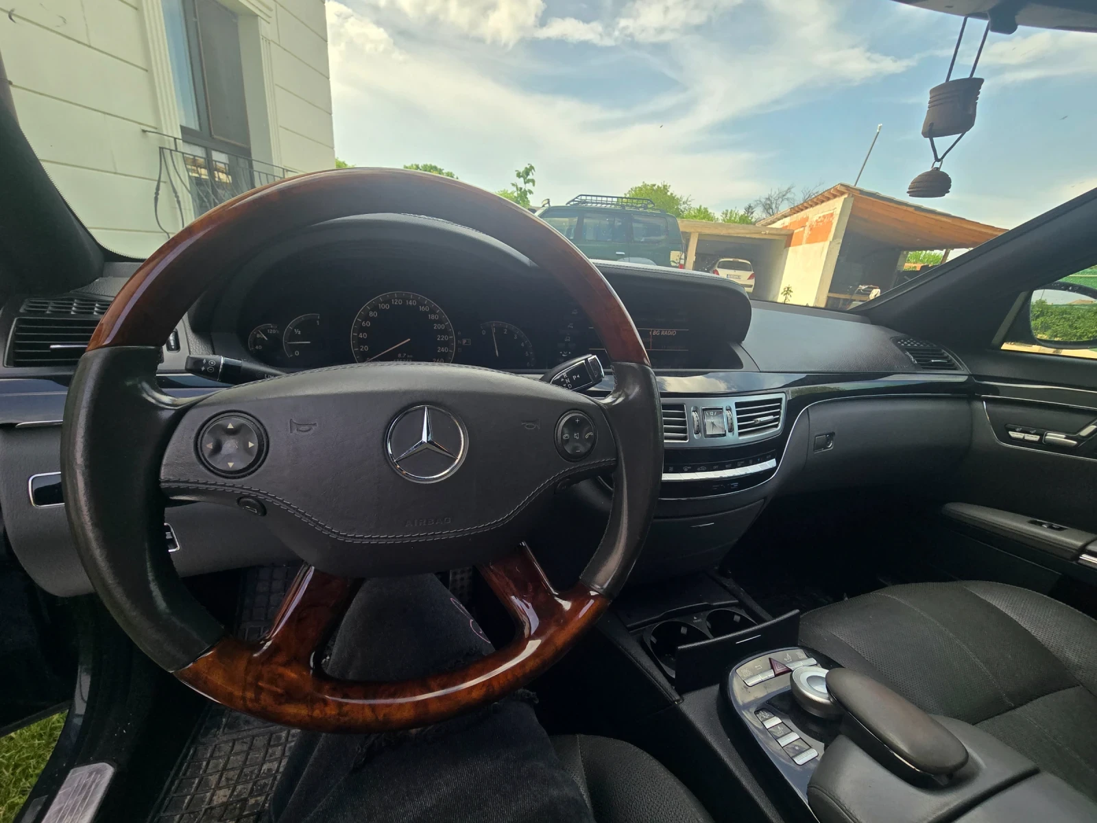 Mercedes-Benz S 320, снимка 11 - Автомобили и джипове - 54534790