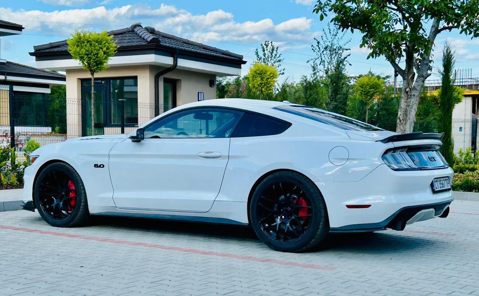Ford Mustang GT, снимка 6 - Автомобили и джипове - 54621639