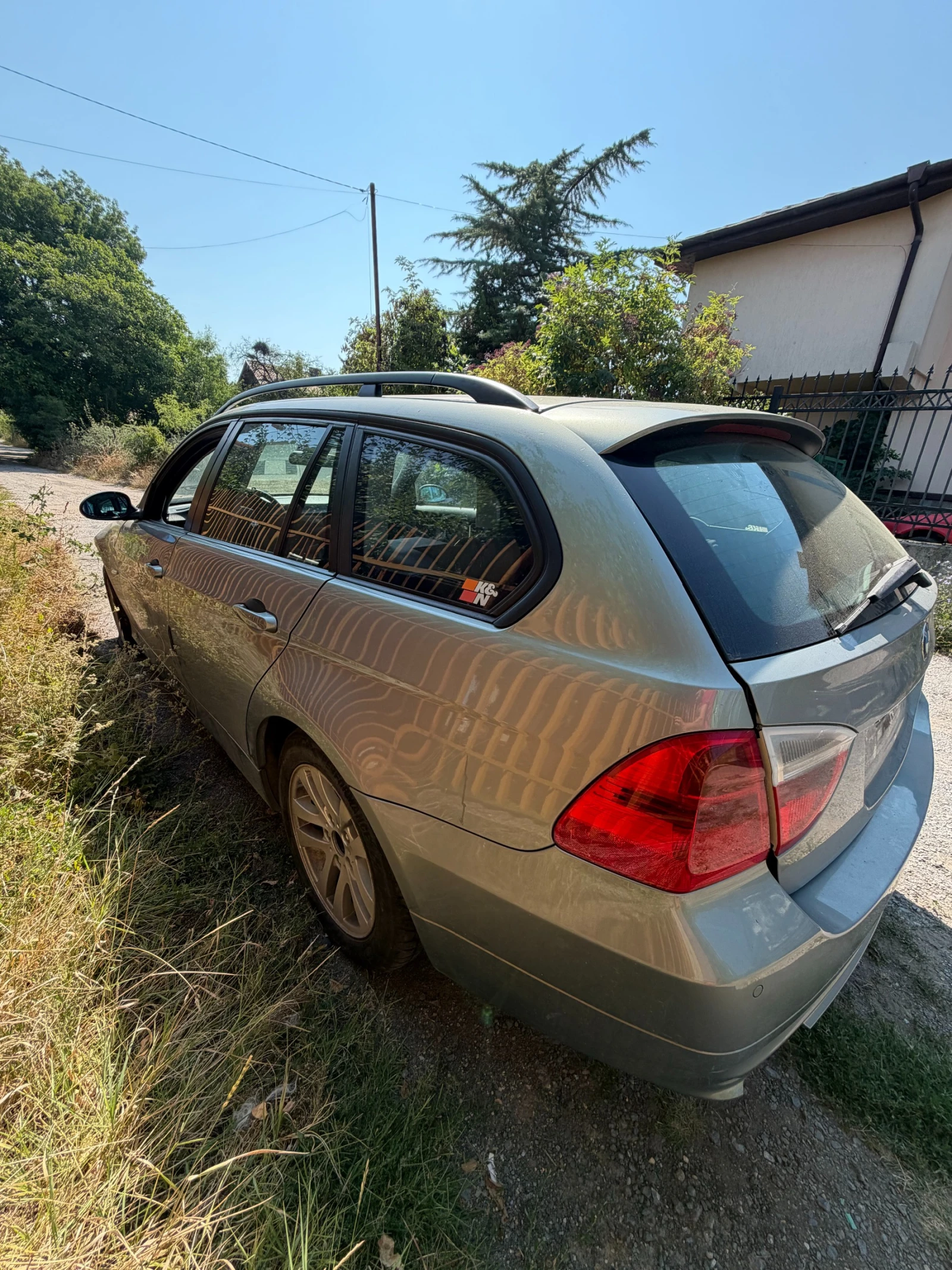 BMW 320, снимка 4 - Автомобили и джипове - 55626192