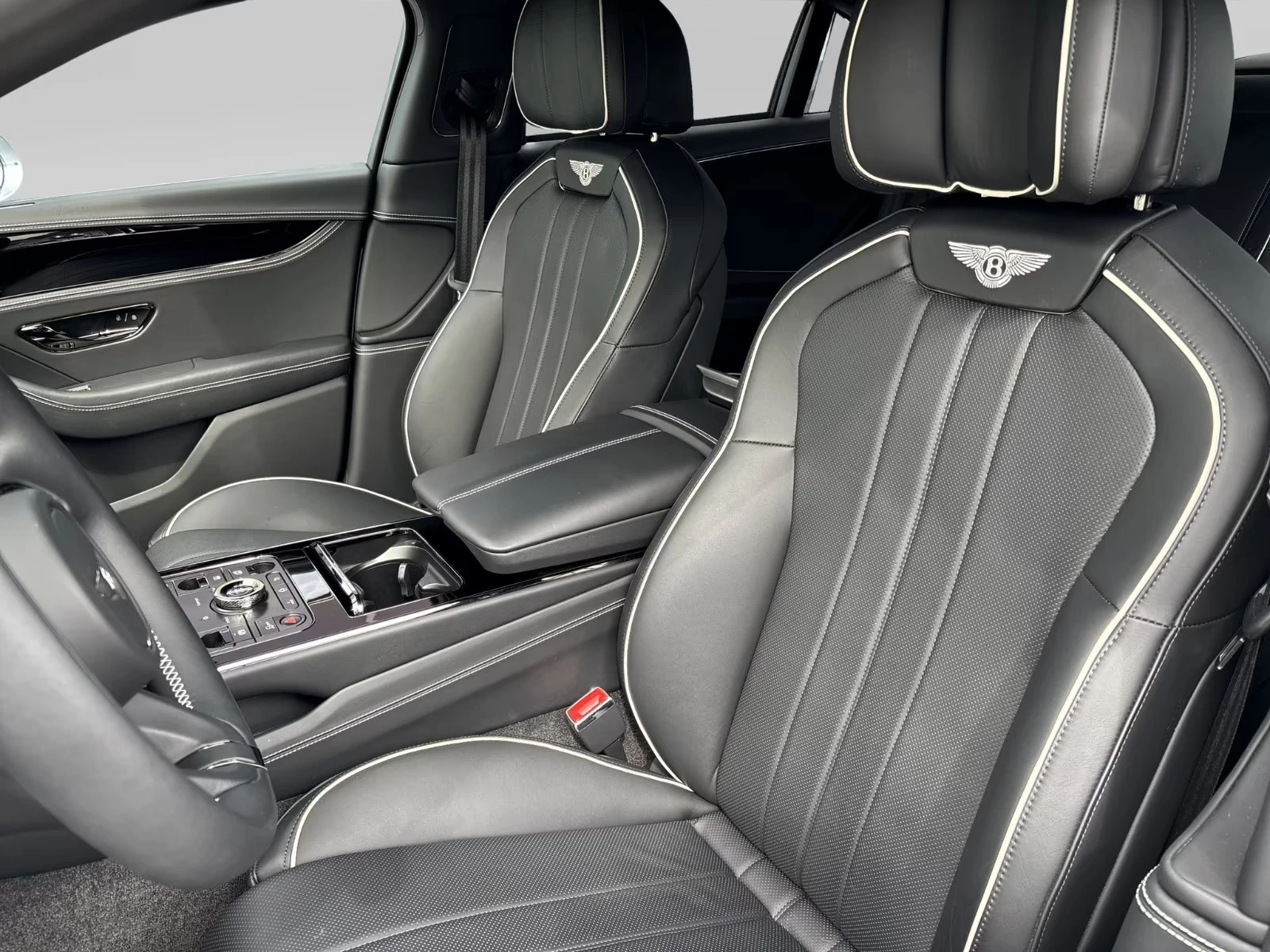 Bentley Flying Spur V8 HYBRID TOURING B&O , снимка 9 - Автомобили и джипове - 55741665