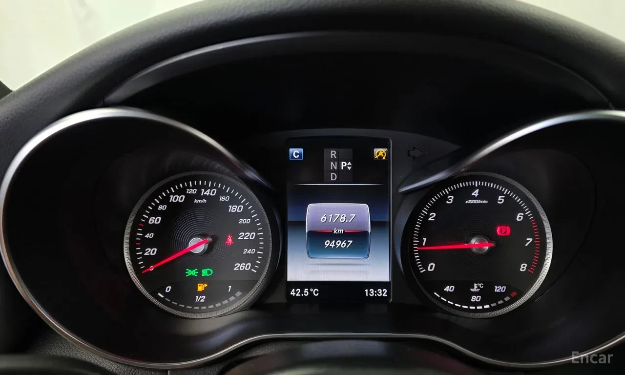 Mercedes-Benz C 200 AMG   PANO   HUD   CAM   NAVI   MEMORY, снимка 8 - Автомобили и джипове - 56076563
