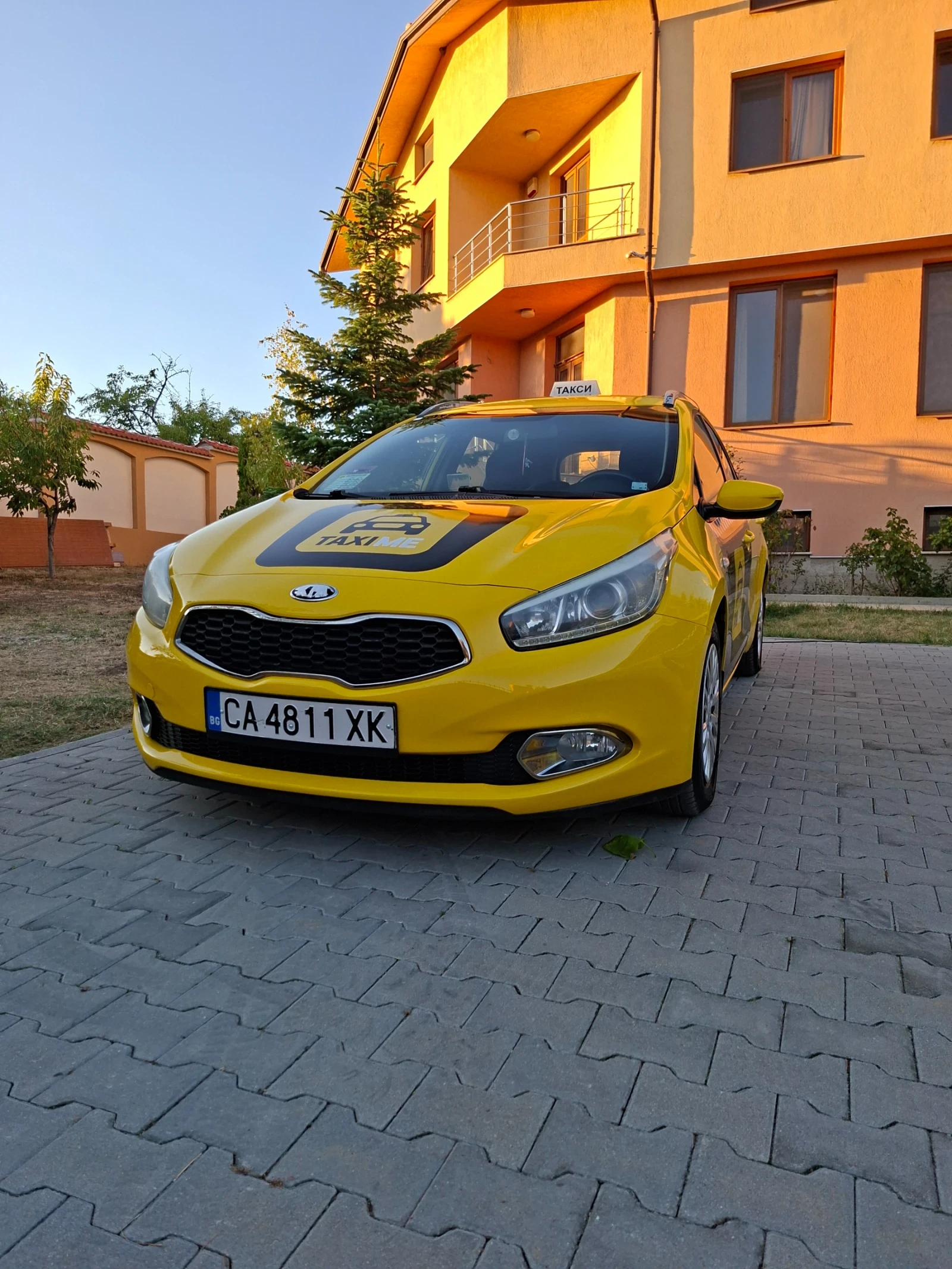 Kia Ceed, снимка 5 - Автомобили и джипове - 56117788