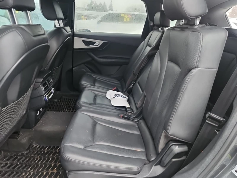 Audi Q7 * PROGRESSIVE * CARFAX * БЕЗ ПЪРВОНАЧАЛНА ВНОСКА, снимка 13 - Автомобили и джипове - 53021226